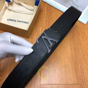 Dây lưng Louis Vuitton mặt đen nhám dây da epi chất lượng cao - Ảnh 4