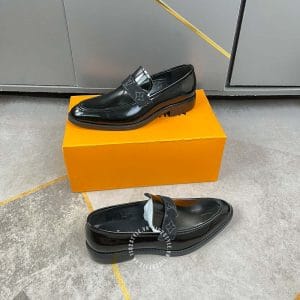 Giày lười Louis Vuitton siêu cấp đen bóng đai họa tiết Monogram - Hình ảnh 3