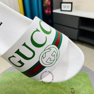 Dép Gucci nam kiểu dáng quai ngang trắng hoạ tiết nổi bật - Ảnh 6