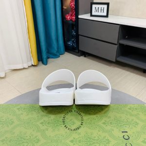 Dép Gucci nam kiểu dáng quai ngang trắng hoạ tiết nổi bật - Ảnh 7