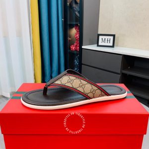 Dép Gucci nam nâu da thật quai logo nổi bật - Ảnh 4