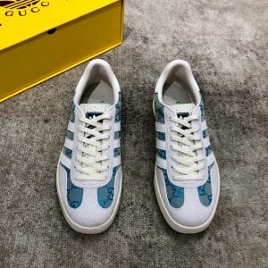 Giá giày Gucci