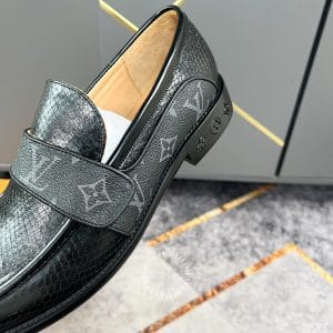 Giày lười nam LV màu đen họa tiết Monogram siêu cấp - Ảnh 7