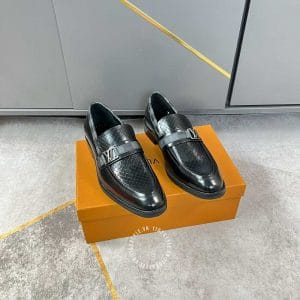 Giày lười hàng hiệu Louis Vuitton màu đen logo kim loại siêu cấp - Ảnh 2