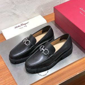 giày lười hàng hiệu