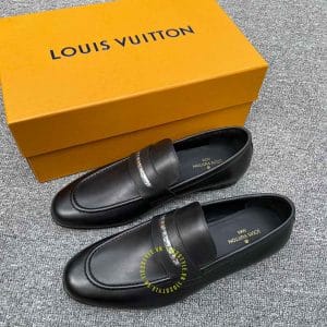 Giày nam cao cấp Louis Vuitton da thật màu đen logo kim loại - Hình ảnh 3
