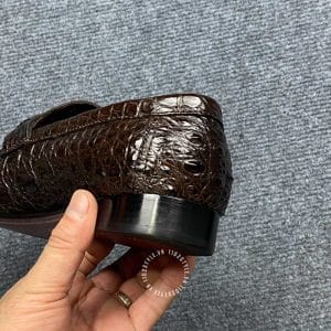 Giày cao cấp nam Louis Vuitton da cá sấu màu nâu logo kim loại - Ảnh 8