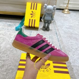 Giày Gucci Sneaker thể thao màu hồng sọc đen cá tính - Hình ảnh 6