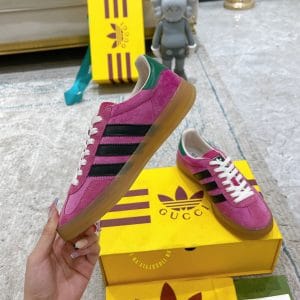 Giày Gucci Sneaker thể thao màu hồng sọc đen cá tính - Hình ảnh 5