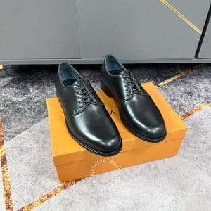 Giày da nam hàng hiệu Louis Vuitton màu đen đế logo nổi - Hình ảnh 2
