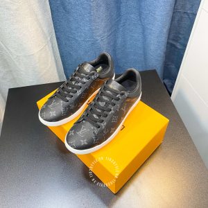 Giày da nam xịn Louis Vuitton màu đen họa tiết Monogram - Ảnh 3