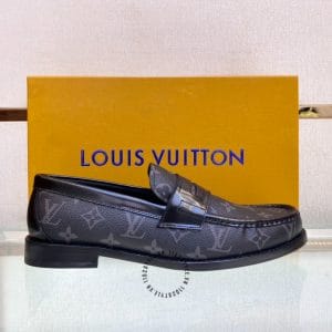 Giày lười Louis Vuitton nam màu đen họa tiết Monogram - Hình ảnh 6