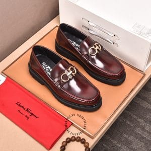 Giày Salvatore Ferragamo màu nâu đế đen bán chạy nhất tại Sài Gòn