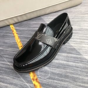 Giày hàng hiệu nam Louis Vuitton loafer màu đen đế cao su dày - Hình ảnh 6