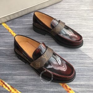 Giày Louis Vuitton nam loafer màu nâu đỏ họa tiết Monogram - Ảnh 2