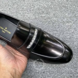 Giày hàng hiệu nam Louis Vuitton da đen bóng logo kim loại - Hình ảnh 5