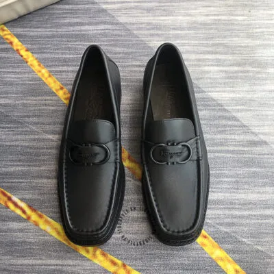 giày hàng hiệu xách tay