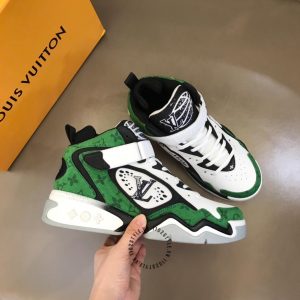 Giày LV Sneakers cổ cao nam màu xanh lá họa tiết monogram mới lạ - Ảnh 3