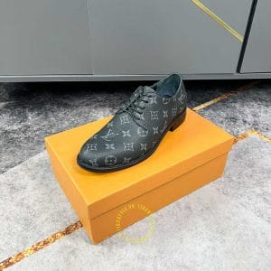 Giày tây Louis Vuitton nam màu đen họa tiết Monogam hàng hiệu - Hình ảnh 5