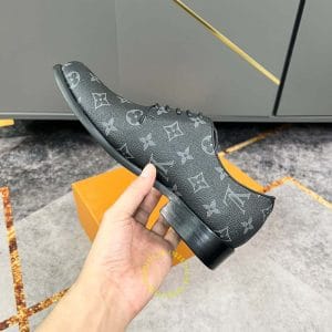Giày tây Louis Vuitton nam màu đen họa tiết Monogam hàng hiệu - Hình ảnh 7