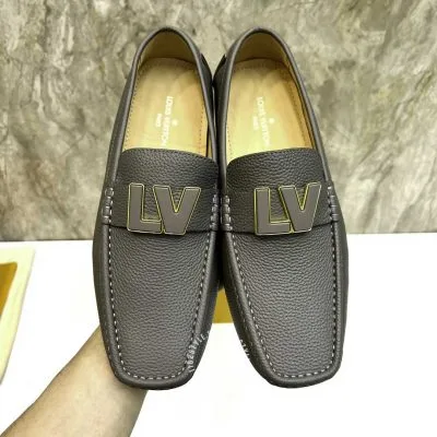 giày louis vuitton giá bao nhiêu