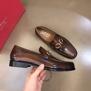 Giày lười Salvatore Ferragamo màu nâu da bóng logo vàng - Hình ảnh 3