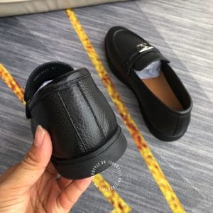 Giày lười Louis Vuitton da sần màu đen logo kim loại siêu cấp - Ảnh 5