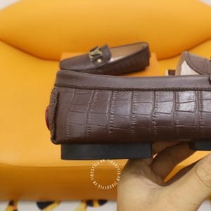 Giày lười Louis Vuitton super fake màu nâu logo vàng sang trọng - Hình ảnh 6
