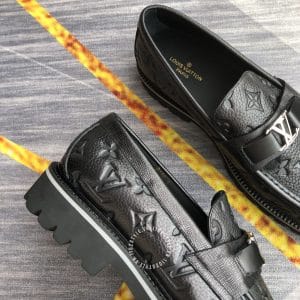Giày lười Louis Vuitton màu đen sần họa tiết Monogram hàng hiệu - Ảnh 7