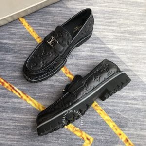 Giày lười Louis Vuitton màu đen sần họa tiết Monogram hàng hiệu - Ảnh 3