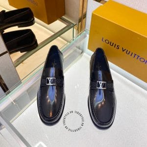 Giày Louis Vuitton nam loafer màu đen họa tiết Monogram - Hình ảnh 2