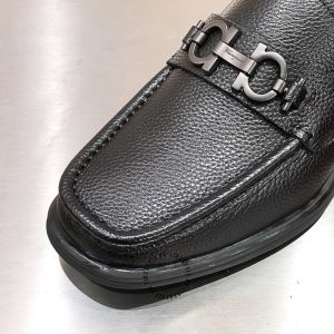 Giày lười nam cao cấp Sanvatore Ferragamo màu đen da sần - Ảnh 4