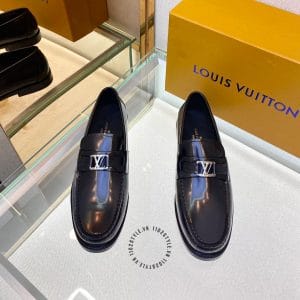 Giày Louis Vuitton nam loafer màu đen trơn logo LV - Hình ảnh 2