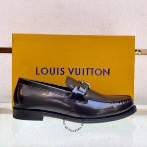 Giày Louis Vuitton nam loafer màu đen trơn logo LV - Hình ảnh 6