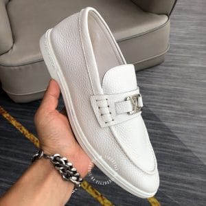 Giày lười nam LV da sần màu trắng logo bạc phiên bản siêu cấp - Ảnh 4