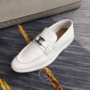 Giày lười nam LV da sần màu trắng logo bạc phiên bản siêu cấp - Ảnh 5