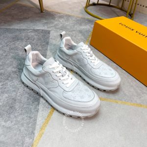 Giày LV sneaker màu trắng ánh xanh họa tiết Monogram - Ảnh 2
