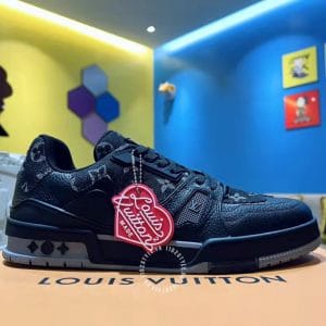 Giày Louis Vuitton Sneaker Trainer đen họa tiết monogram siêu hot - Ảnh 2