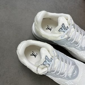 Giày Louis Vuitton Sneaker Run Away trắng - ghi họa tiết nổi cao cấp - Ảnh 7