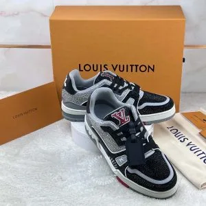 Giày LV Sneakers dáng thể thao đính đá sang trọng - Ảnh 6
