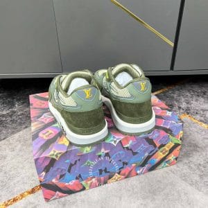 Giày Louis Vuitton Sneaker Runaway xanh rêu độc lạ - Ảnh 8