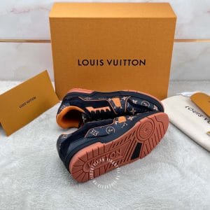 LV Sneakers Louis Vuitton đen phối họa tiết cam năng động - Ảnh 6