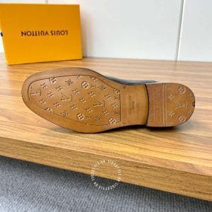 Giày Louis Vuitton cổ cao chelsea boot màu đen loang logo chìm - Ảnh 9