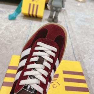 Giày Gucci Sneaker thể thao nam nữ màu đỏ tía dây trắng - Hình ảnh 6