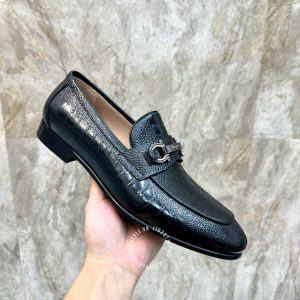 Giày nam Salvatore Ferragamo da bò siêu mềm họa tiết vân cá sấu - Ảnh 2