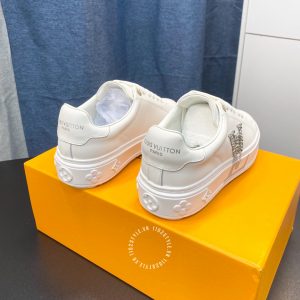 Giày nam siêu cấp Louis Vuitton sneaker màu trắng logo đính đá - Hình ảnh 9