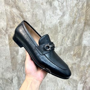 Giày lười Salvatore Ferragamo màu đen họa tiết dập vân cá sấu - Ảnh 7