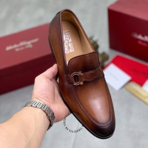 Giày nam Salvatore Ferragamo màu nâu thiết kế logo lệch - Ảnh 4