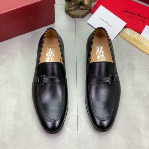 Giày nam thời trang hàng hiệu