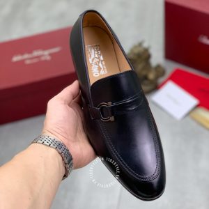 Giày nam thời trang hàng hiệu Sanvatore Ferragamo thiết kế logo lệch - Ảnh 4